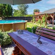 Süd-West-Terrasse am Pool