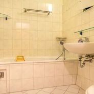 Dusch-Wannen-Bad