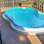 Pool im Garten