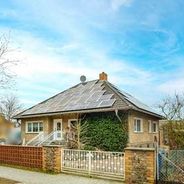 Seitenansicht mit 2 PV-Anlagen