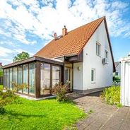 Wintergarten und Garage