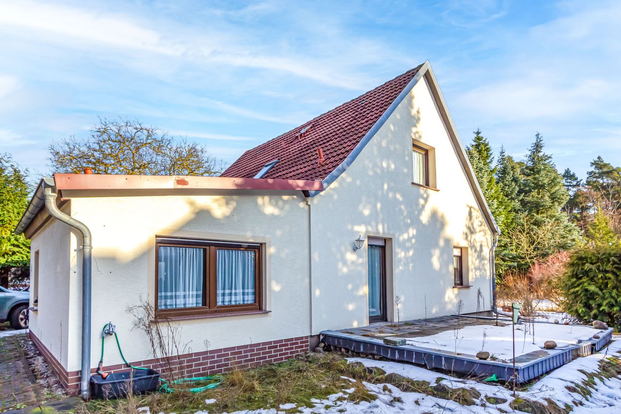 Hausansicht vom Garten