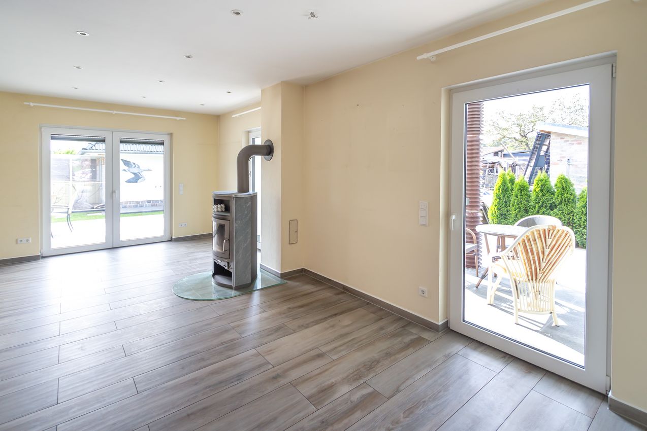 Wohn-Essbereich mit 2 Terrassenausgängen