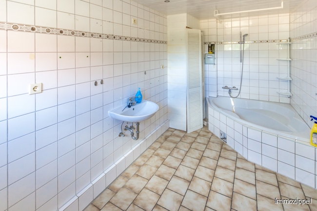 EG Badansicht 1