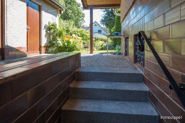 Kellerausgang zum Garten