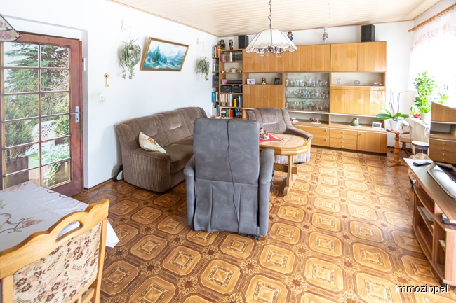 EG Wohnzimmer mit Essplatz