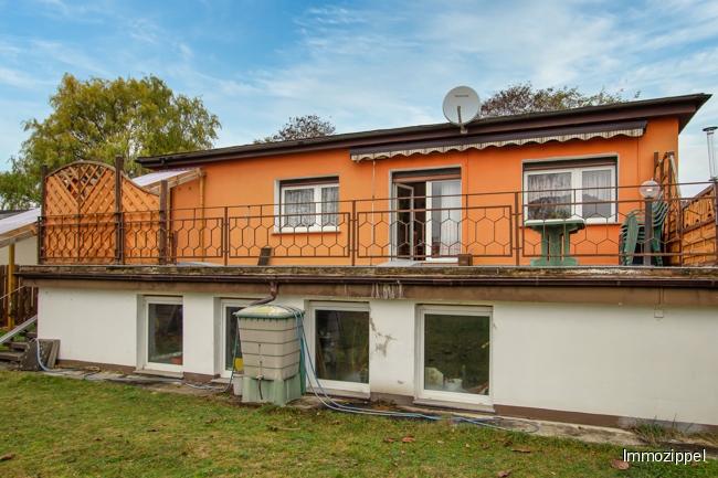 Terrasse als Tiefgarage unterkellert