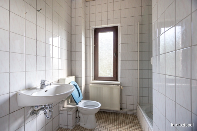 OG Duschbad Ansicht 1