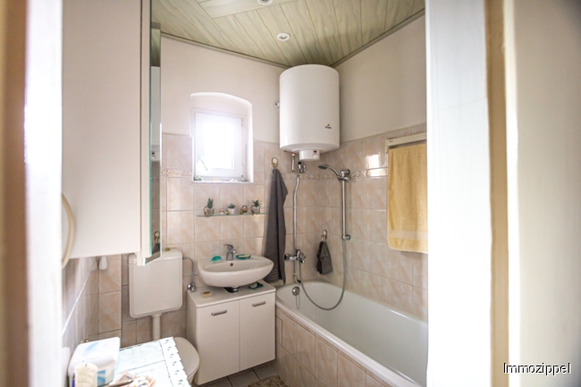 OG Wannenbad mit WB und WC