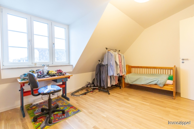 Schlafzimmer Ansicht 2