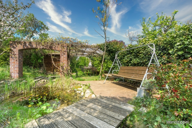 Sitzplatz im Garten 