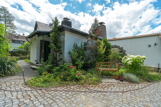 Freizeitbungalow von der Straßenseite