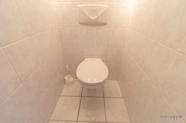 KG WC