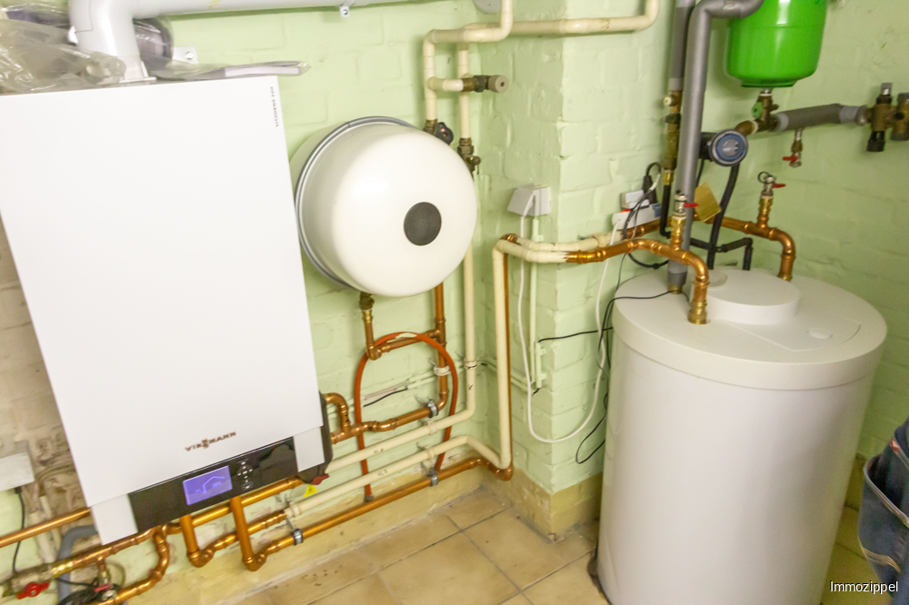 KG Heizungsraum mit Gas-Zentralheizungsanlage