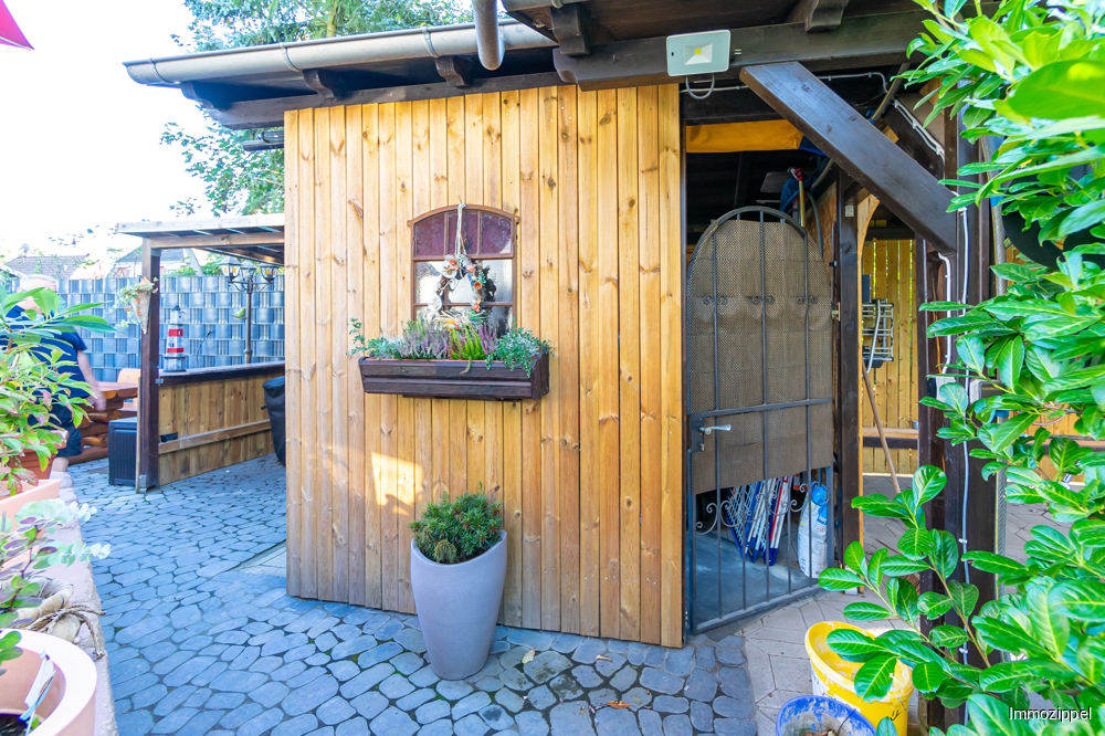 Geräteraum am Carport