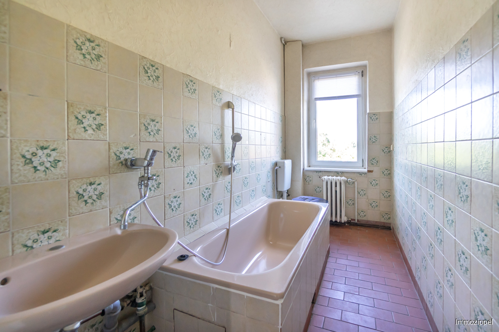 OG Wannenbad mit WB und WC