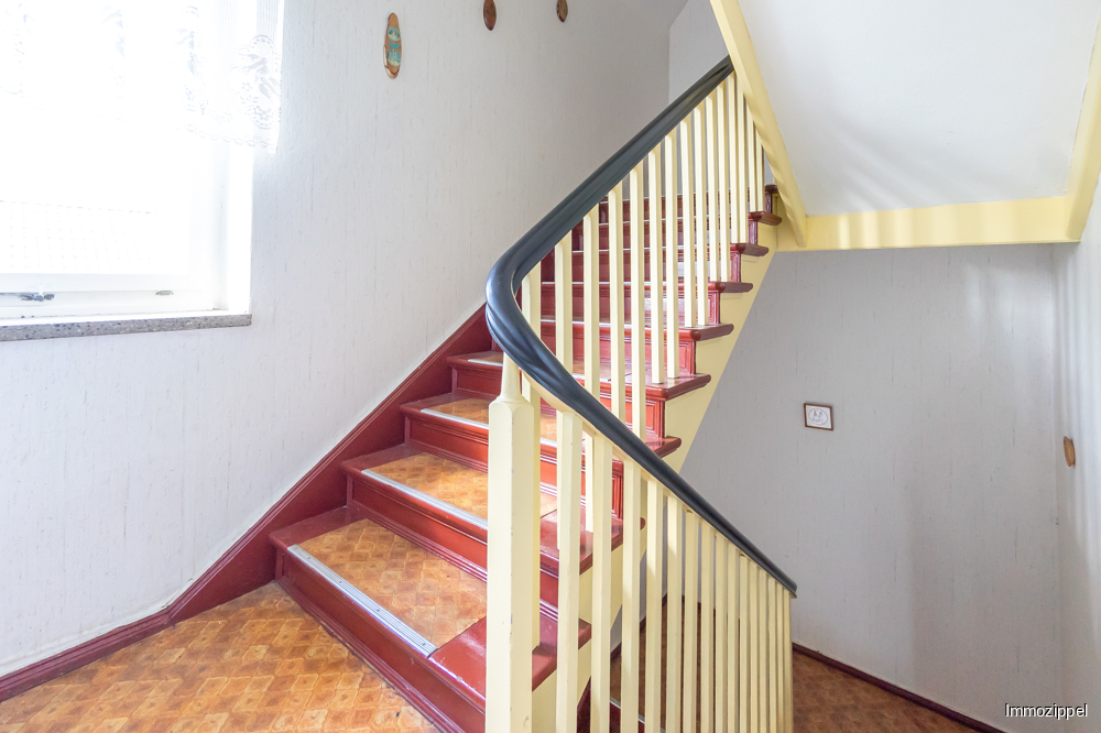 OG Treppe zur ELW im DG