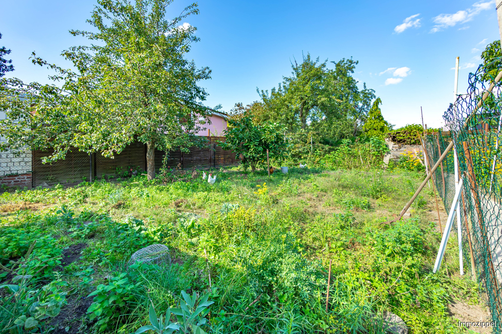 Grundstück hinter dem Haus