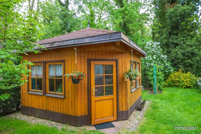 Pavillon im Garten